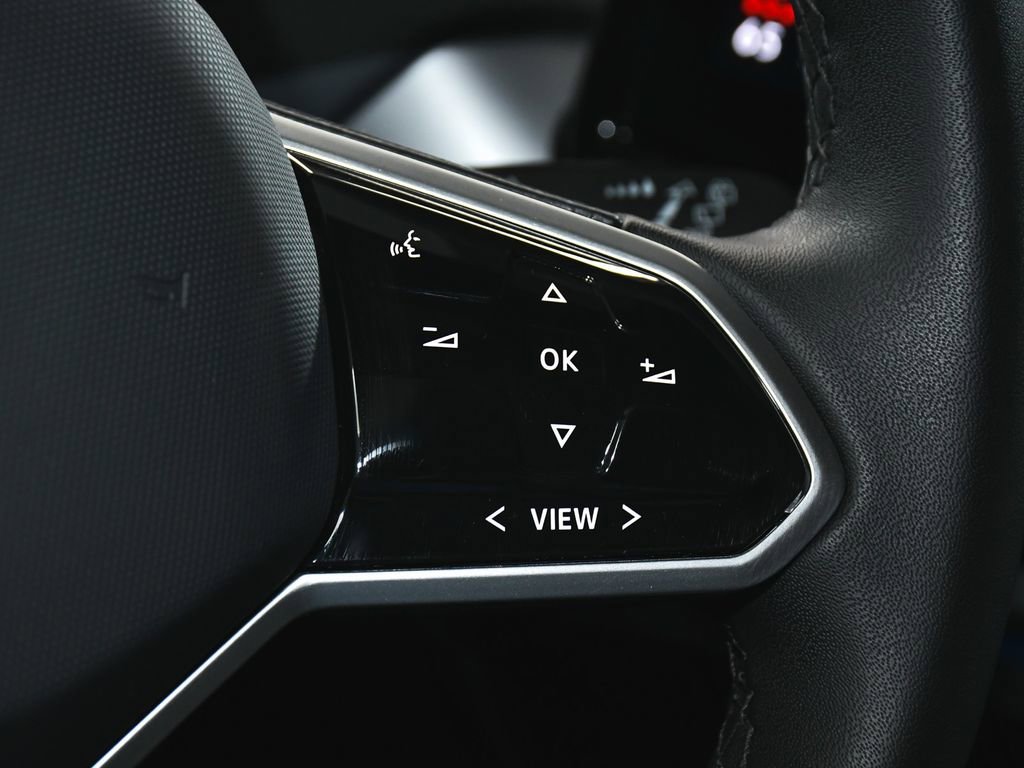 Used 2023 Volkswagen ID.4 Pro S Plus image 34