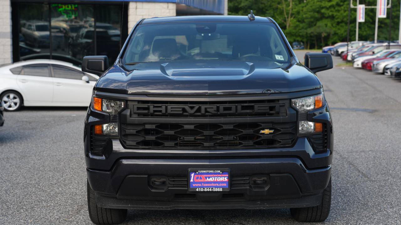 Used 2022 Chevrolet Silverado 1500 Custom AWD/4WD image 2