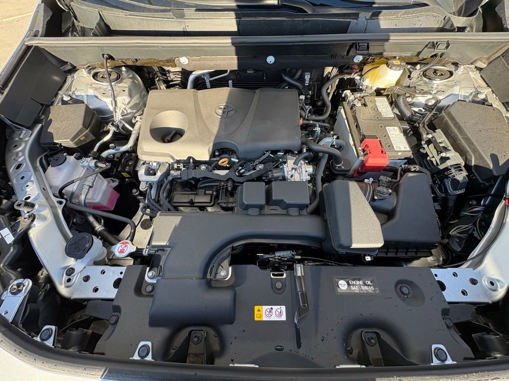 Used 2025 Toyota RAV4 XLE w/ Convenience Package image 33
