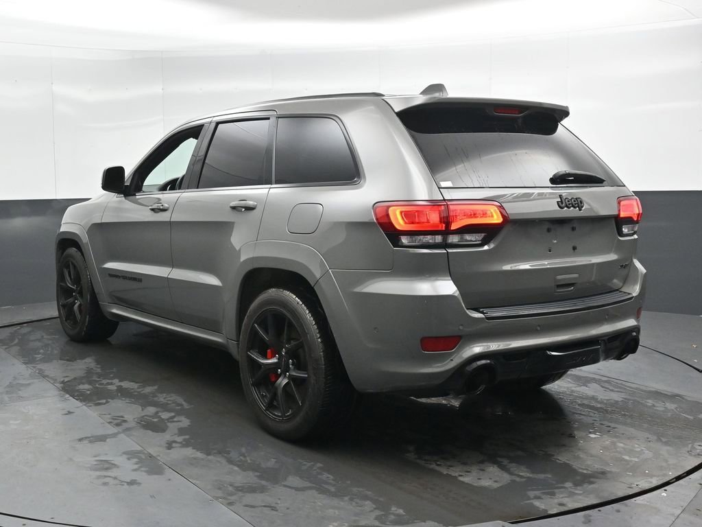 Used 2019 Jeep Grand Cherokee SRT image 9