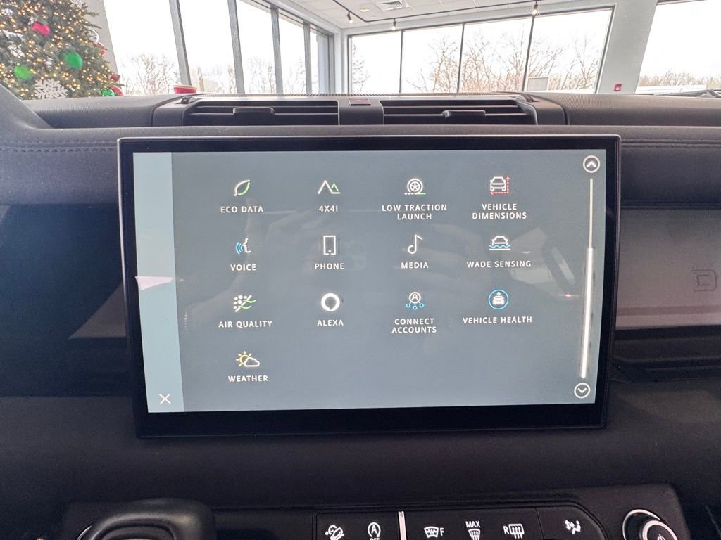 Used 2023 Land Rover Defender 110 S image 49