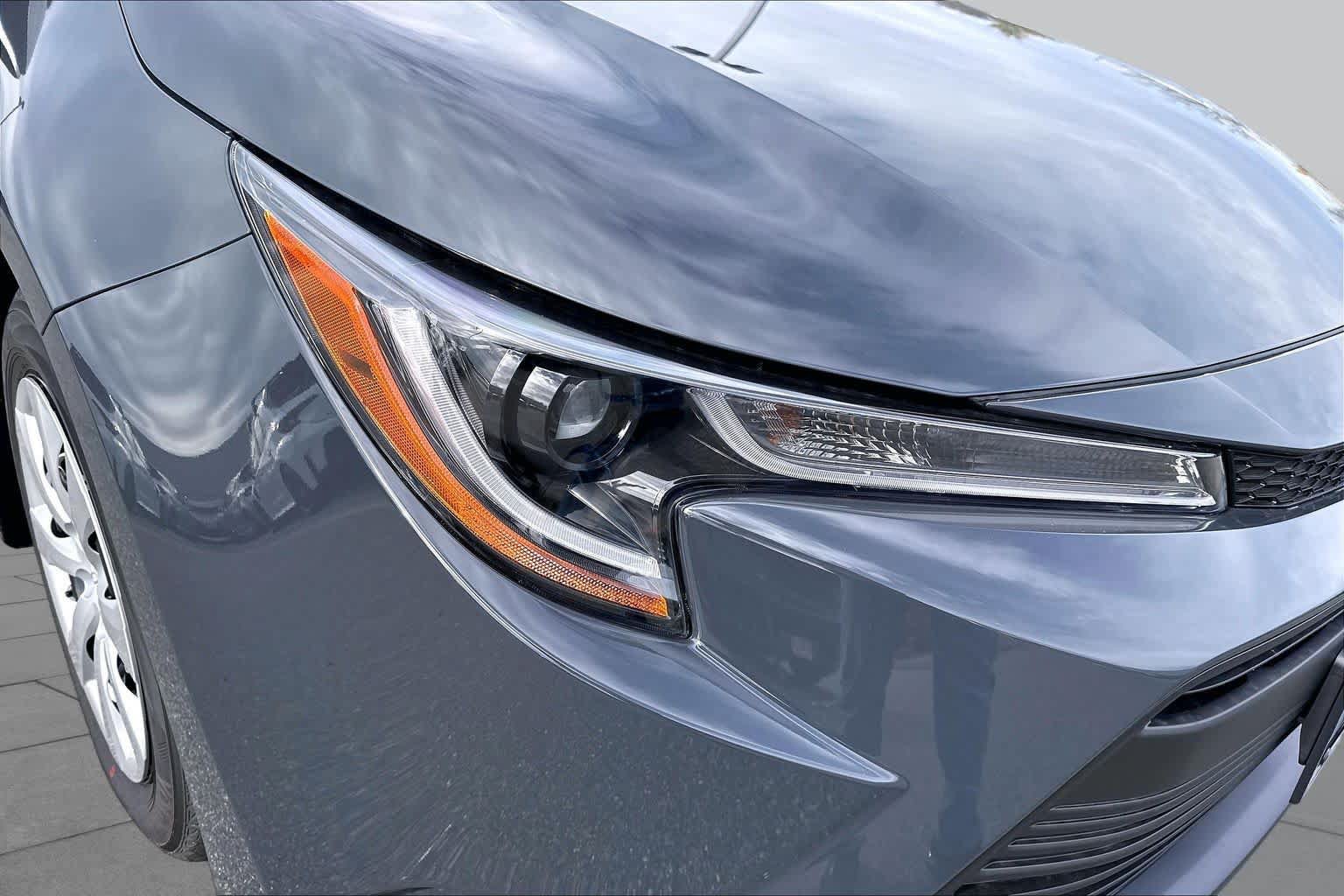 New 2027 Toyota Corolla LE FWD image 13