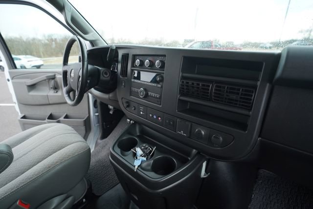 Used 2021 GMC Savana 3500 w/ Driver Convenience Package image 26