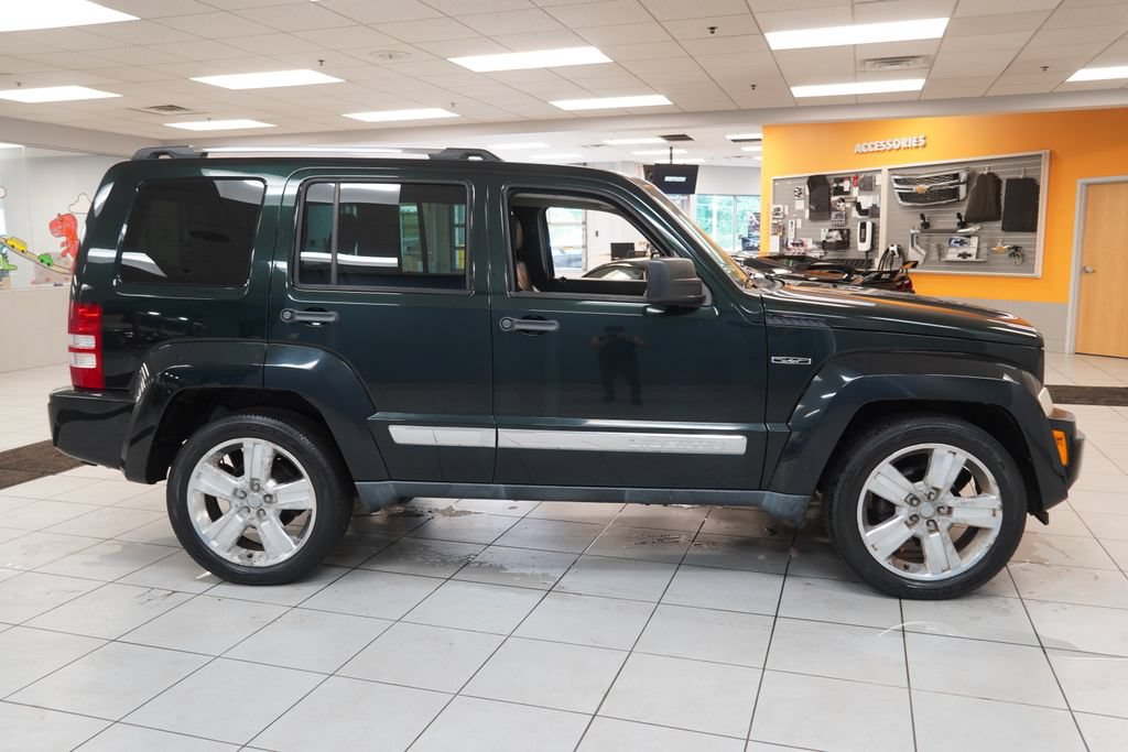 Used 2012 Jeep Liberty Limited Jet w/ Comfort/Convenience Group AWD/4WD image 14