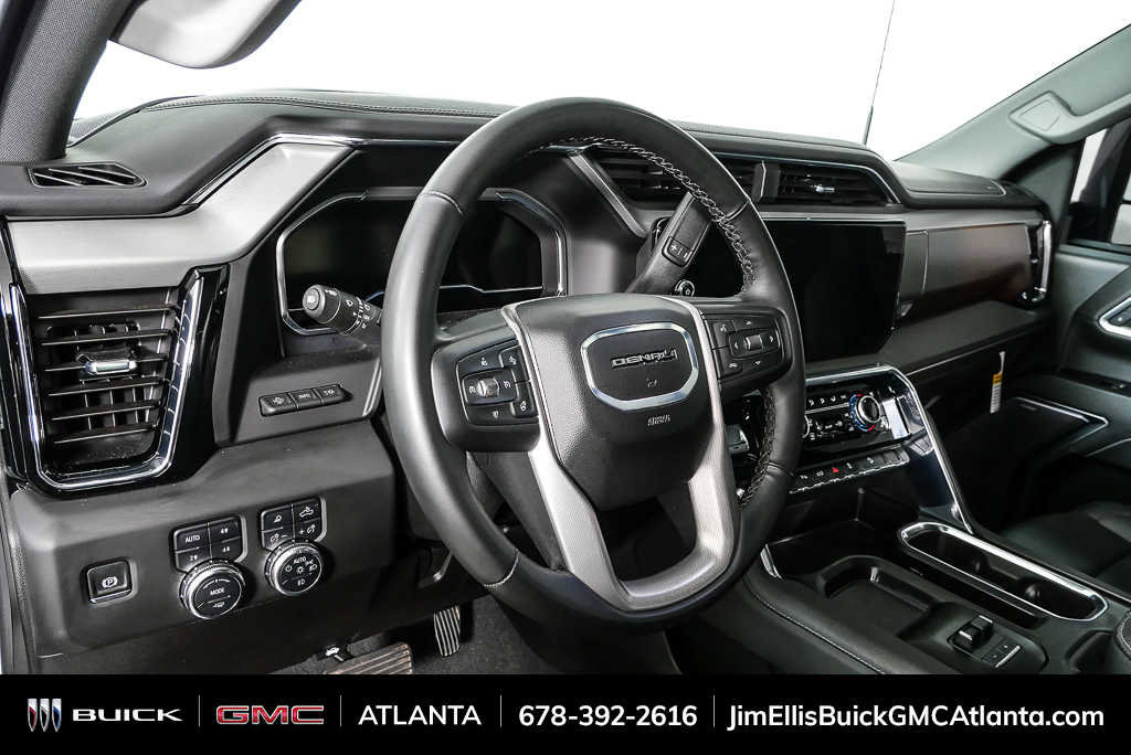 Used 2025 GMC Sierra 2500 Denali w/ Denali Reserve Package AWD/4WD image 4