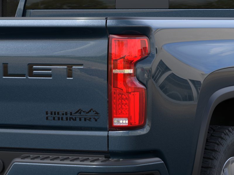 New 2026 Chevrolet Silverado 2500 High Country w/ LPO, Dark Essentials Package AWD/4WD image 11
