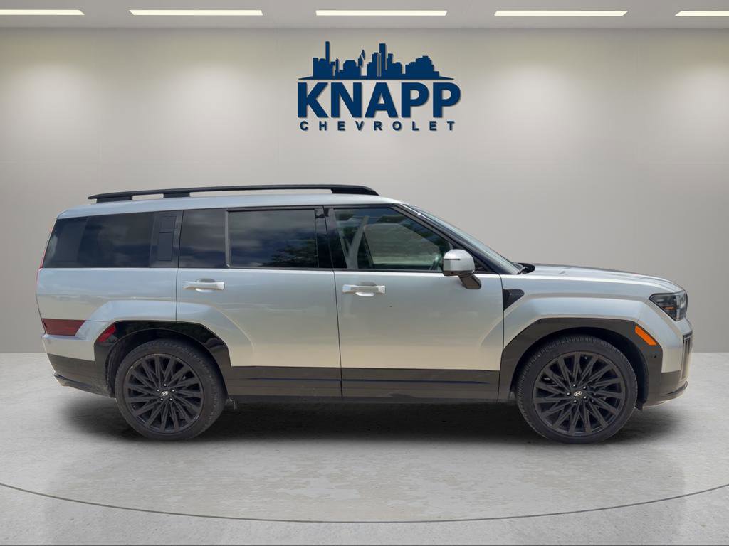 Used 2024 Hyundai Santa Fe Calligraphy FWD image 4
