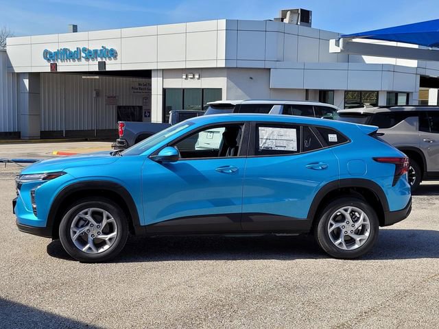 New 2026 Chevrolet Trax LS image 2