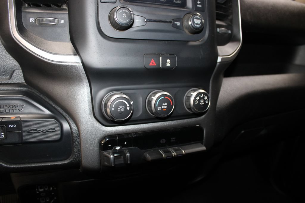 Used 2019 RAM 2500 Big Horn AWD/4WD image 42