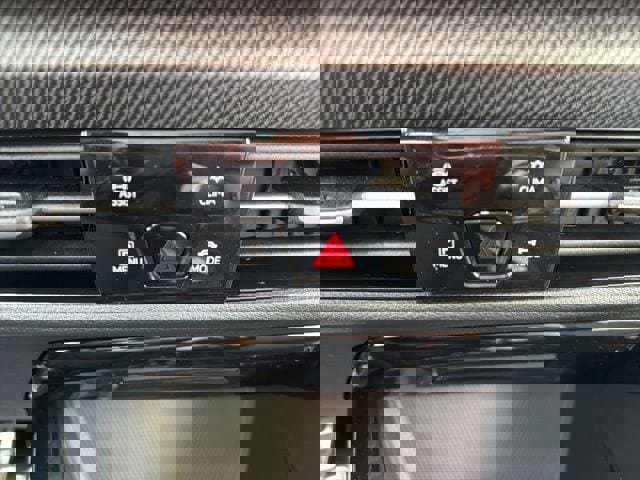 New 2026 Volkswagen Golf image 34