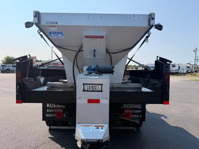 New 2026 Ford F550 4x4 Regular Cab Super Duty image 6