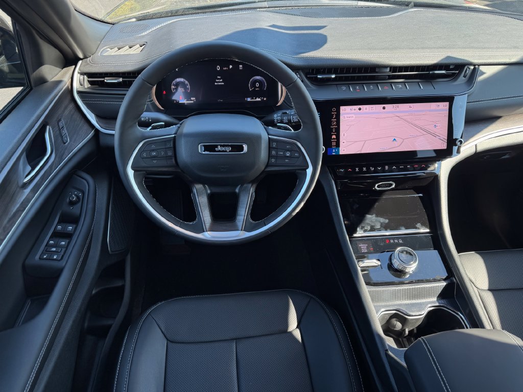 New 2027 Jeep Grand Cherokee L Limited AWD/4WD image 18