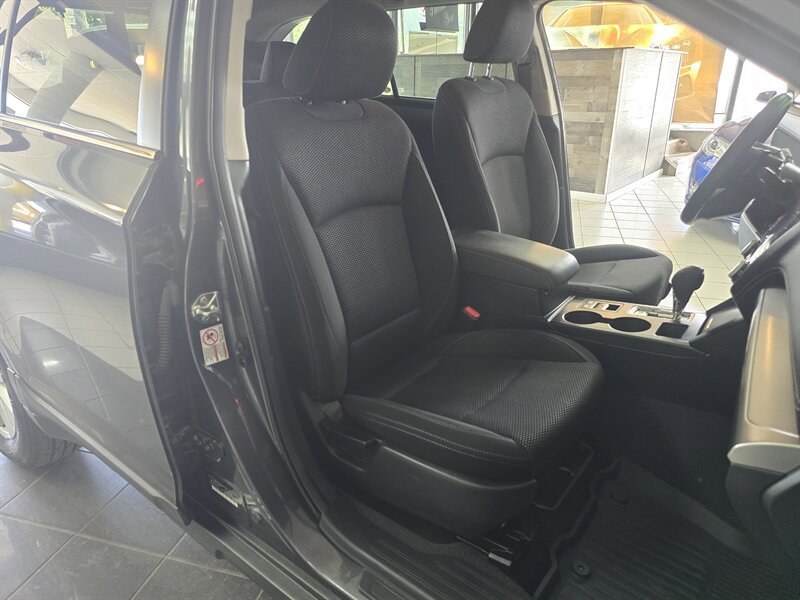 Used 2019 Subaru Outback 2.5i Premium image 16