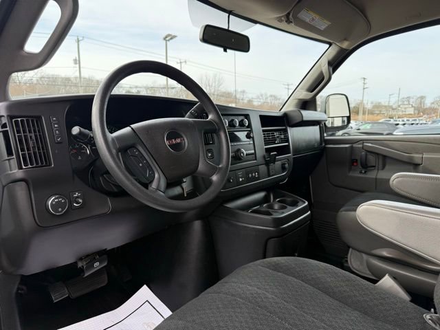 Used 2024 GMC Savana 2500 w/ Driver Convenience Package image 18