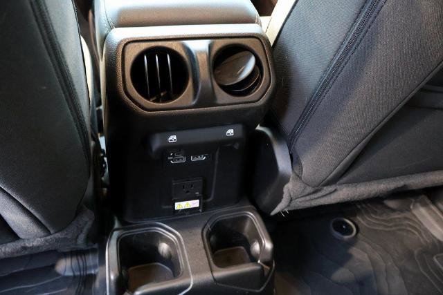 Used 2023 Jeep Wrangler Sahara image 16
