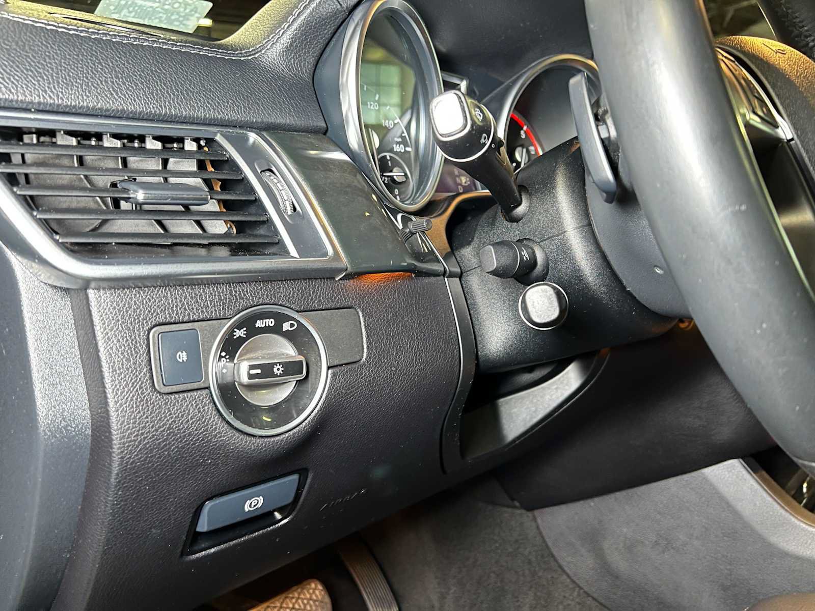 Certified 2016 Mercedes-Benz GL 320 BlueTEC 4MATIC image 27