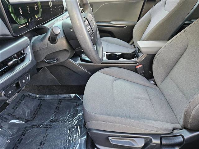Used 2025 Kia K4 LXS image 15