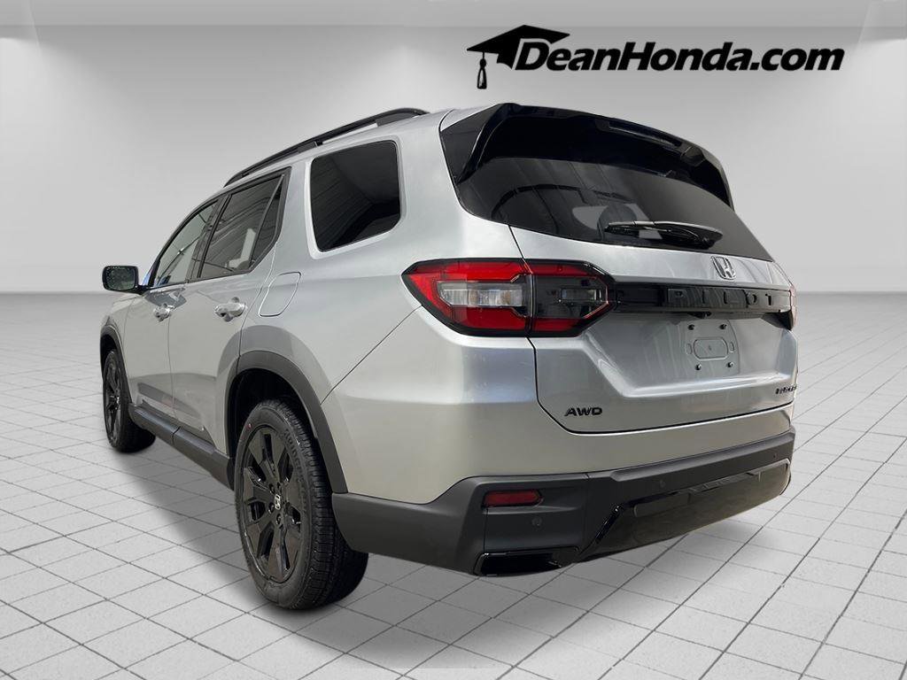New 2026 Honda Pilot Black Edition image 3