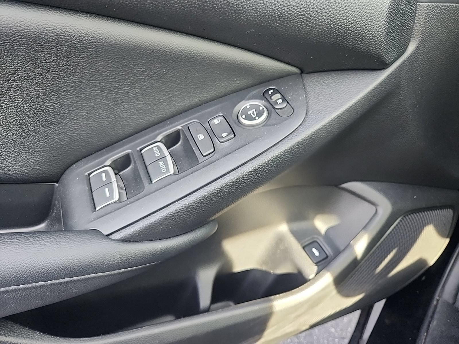 Used 2022 Honda Accord LX image 7