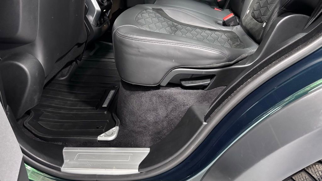 Used 2019 Land Rover Range Rover Sport SVR image 21