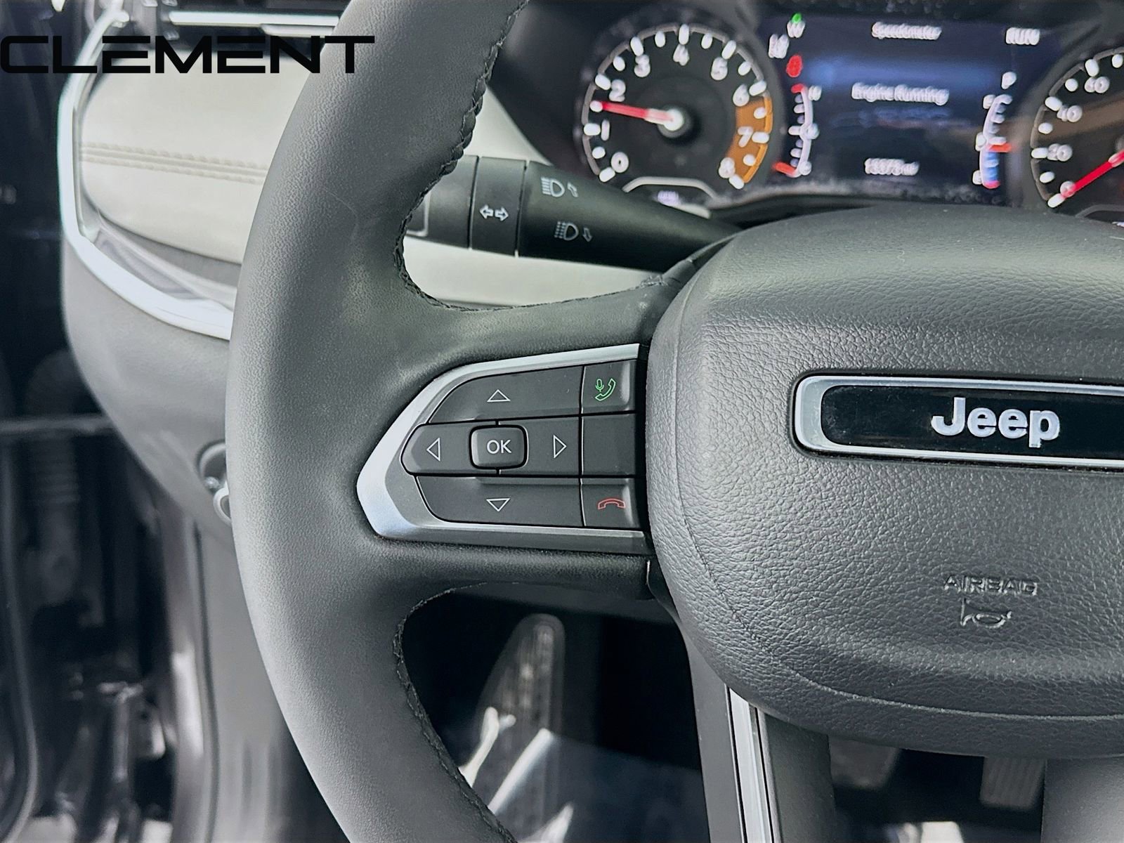 Used 2023 Jeep Compass Limited image 15