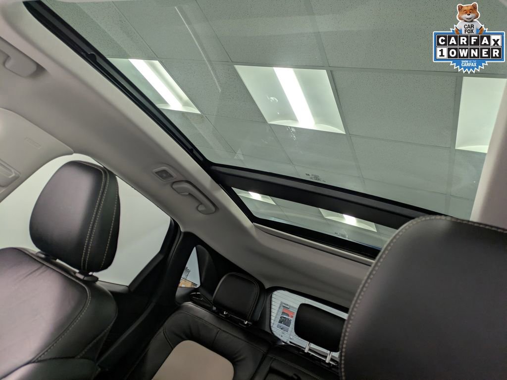 Used 2022 Ford Escape Titanium w/ Titanium Premium Package image 22