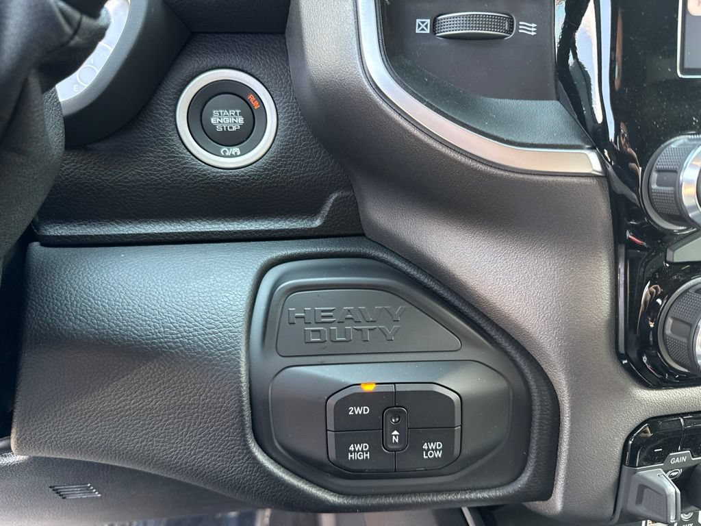 New 2026 RAM 2500 Big Horn AWD/4WD image 15