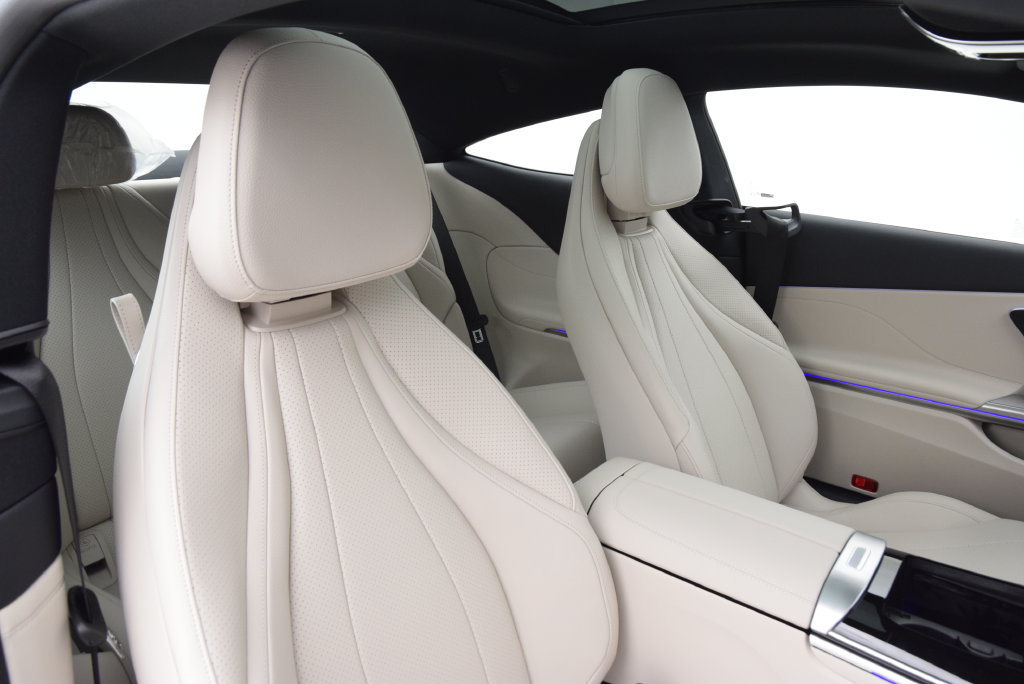 New 2026 Mercedes-Benz CLE 300 4MATIC Coupe image 17