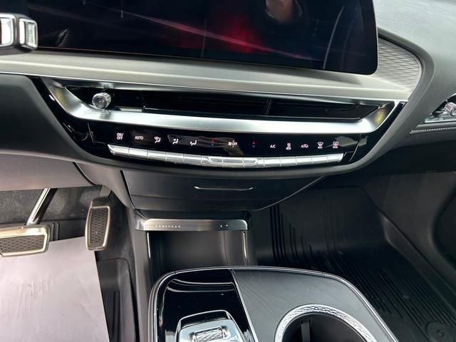 New 2026 Cadillac Lyriq V w/ Exterior Carbon Fiber Package image 16