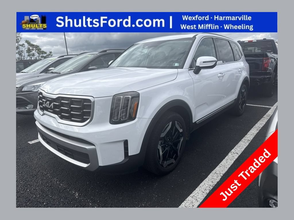 Used 2023 Kia Telluride S w/ S Sunroof Package