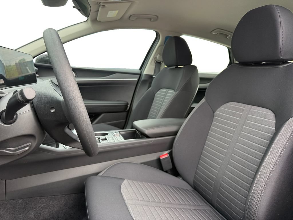 New 2026 Kia K5 LXS FWD image 9