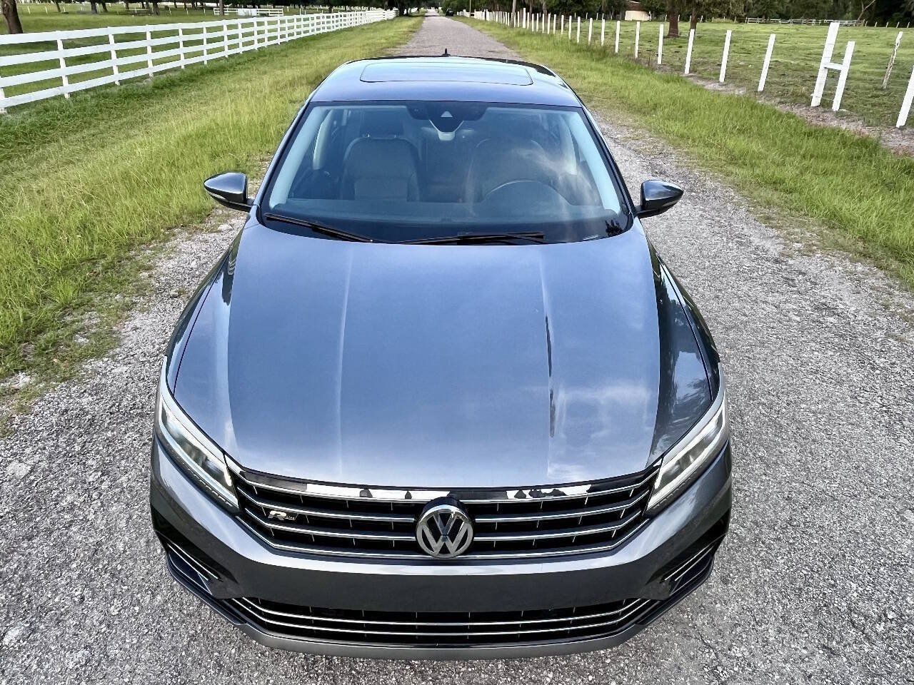 Used 2019 Volkswagen Passat 2.0T SE R-Line FWD image 16