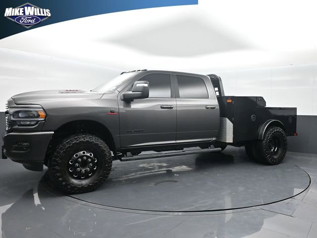 Used 2024 RAM 3500 Laramie w/ Night Edition AWD/4WD image 4