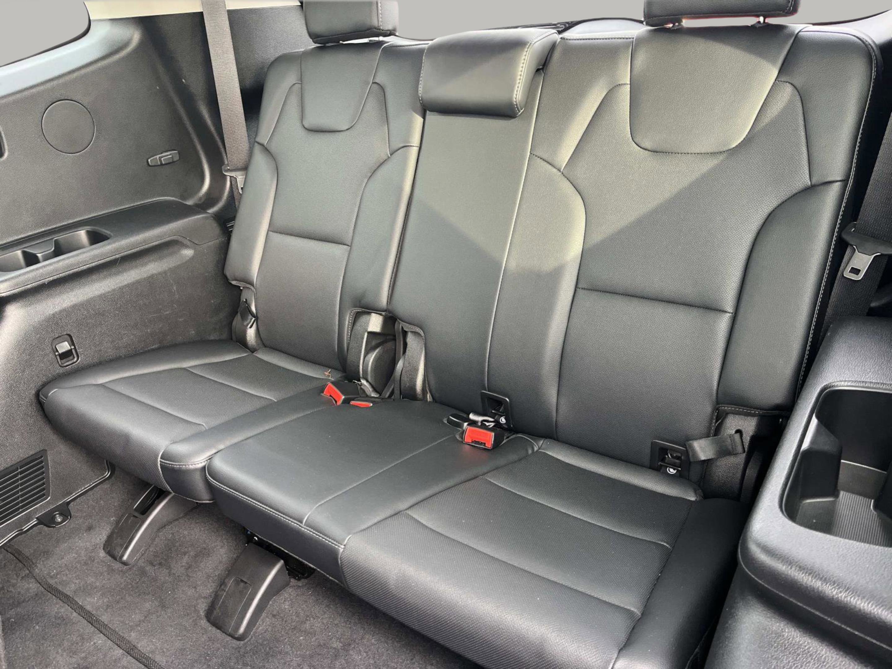 Used 2024 Kia Telluride EX image 23