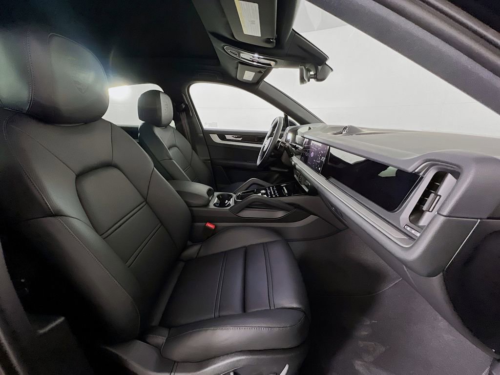 New 2026 Porsche Cayenne Coupe image 30