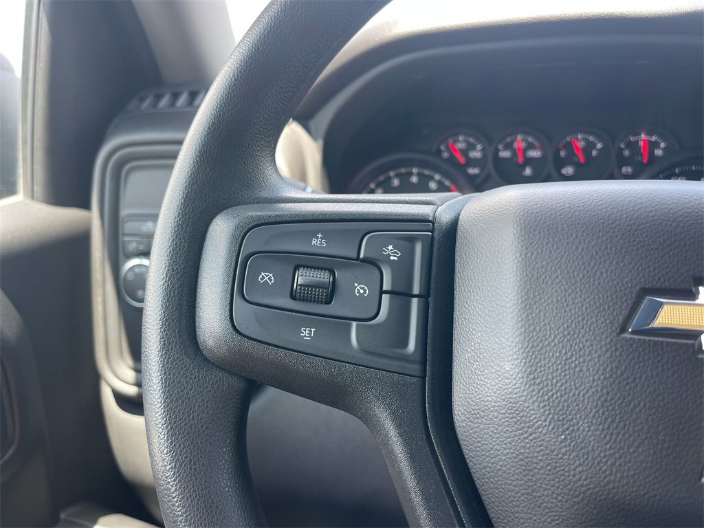 Used 2024 Chevrolet Silverado 1500 Custom image 14