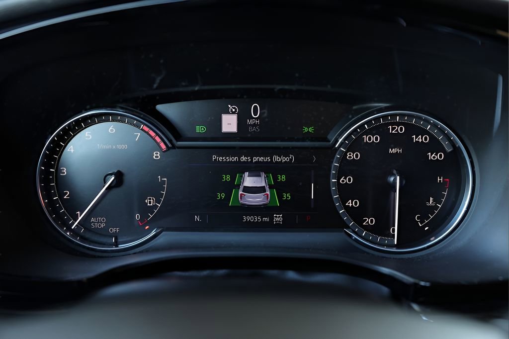 Used 2022 Cadillac XT6 Sport image 18