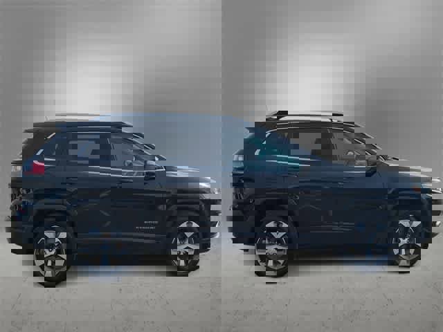 Used 2021 Jeep Cherokee Limited w/ Trailer Tow Group image 9