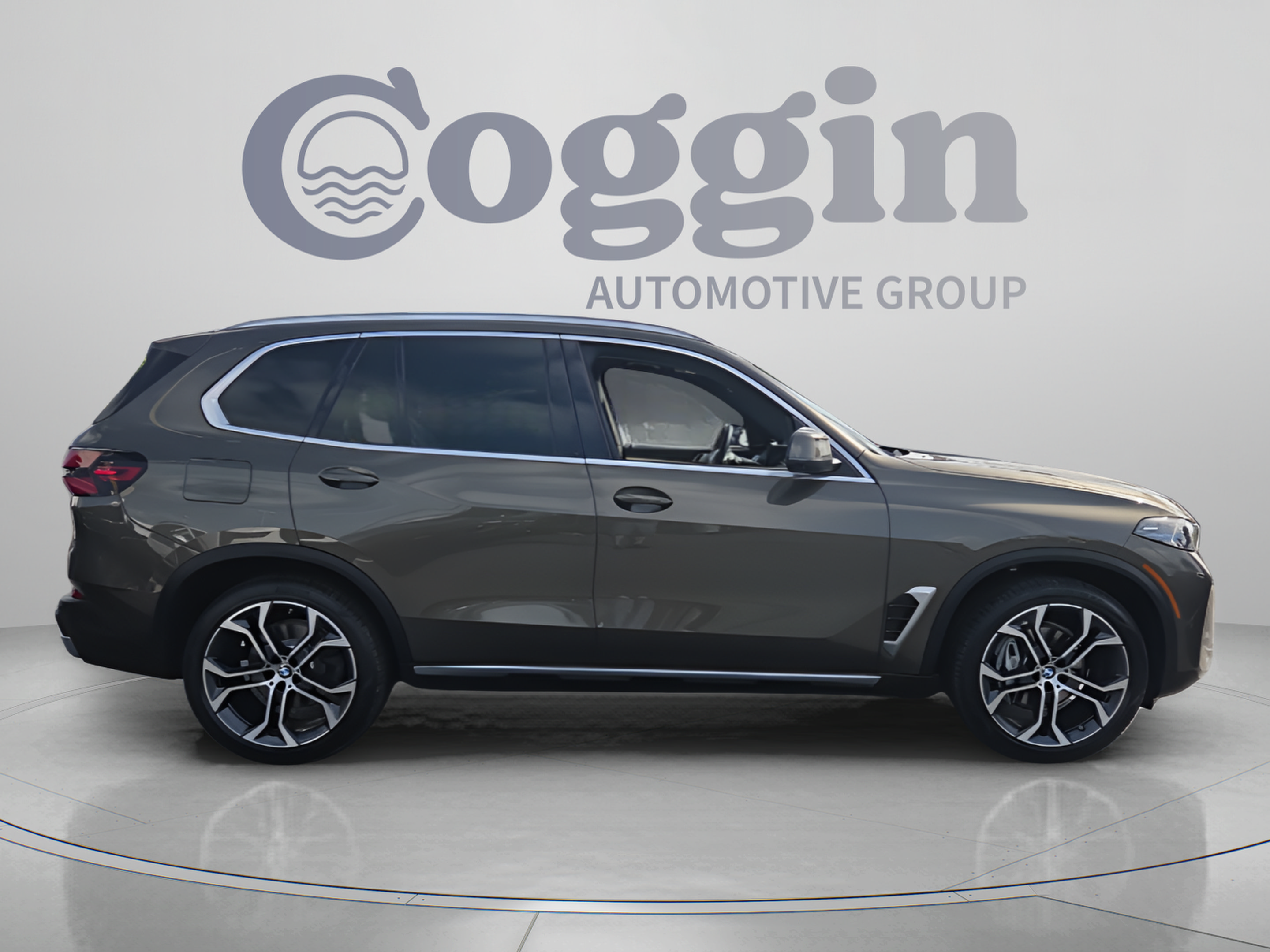 Used 2024 BMW X5 sDrive40i w/ Premium Package RWD image 6