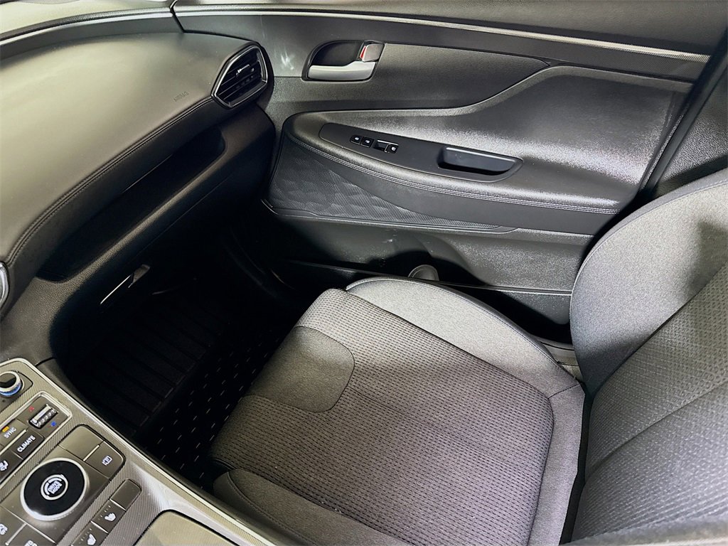 Used 2023 Hyundai Santa Fe SEL image 21