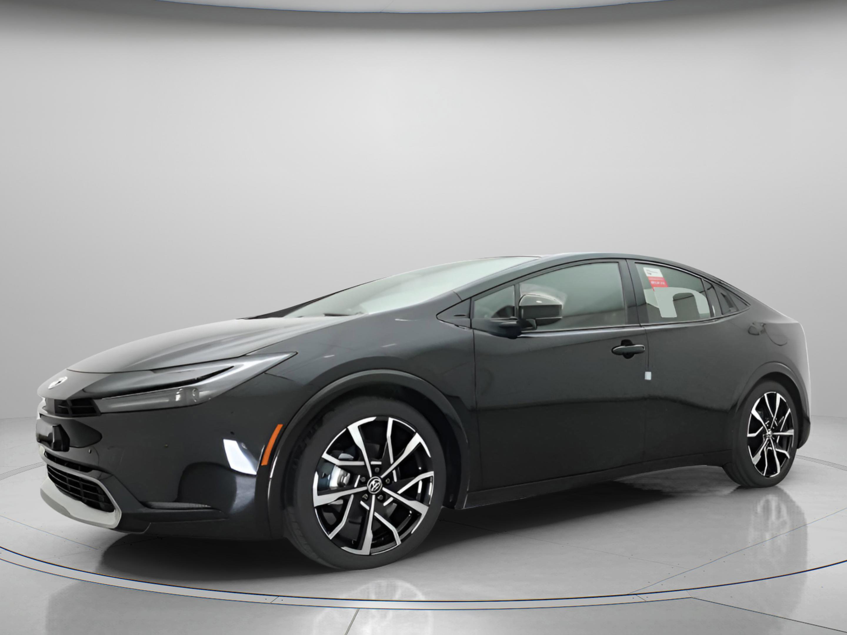 New 2026 Toyota Prius Plug-In Hybrid FWD image 2