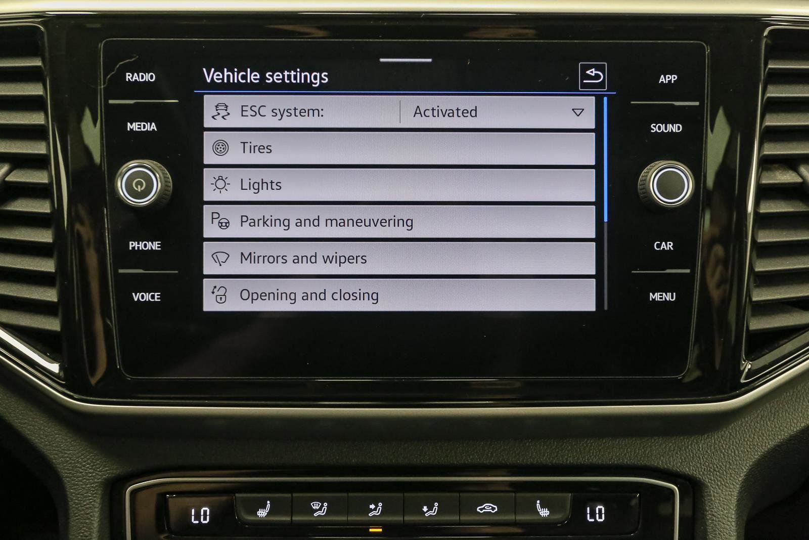 Used 2022 Volkswagen Atlas SE AWD/4WD image 36