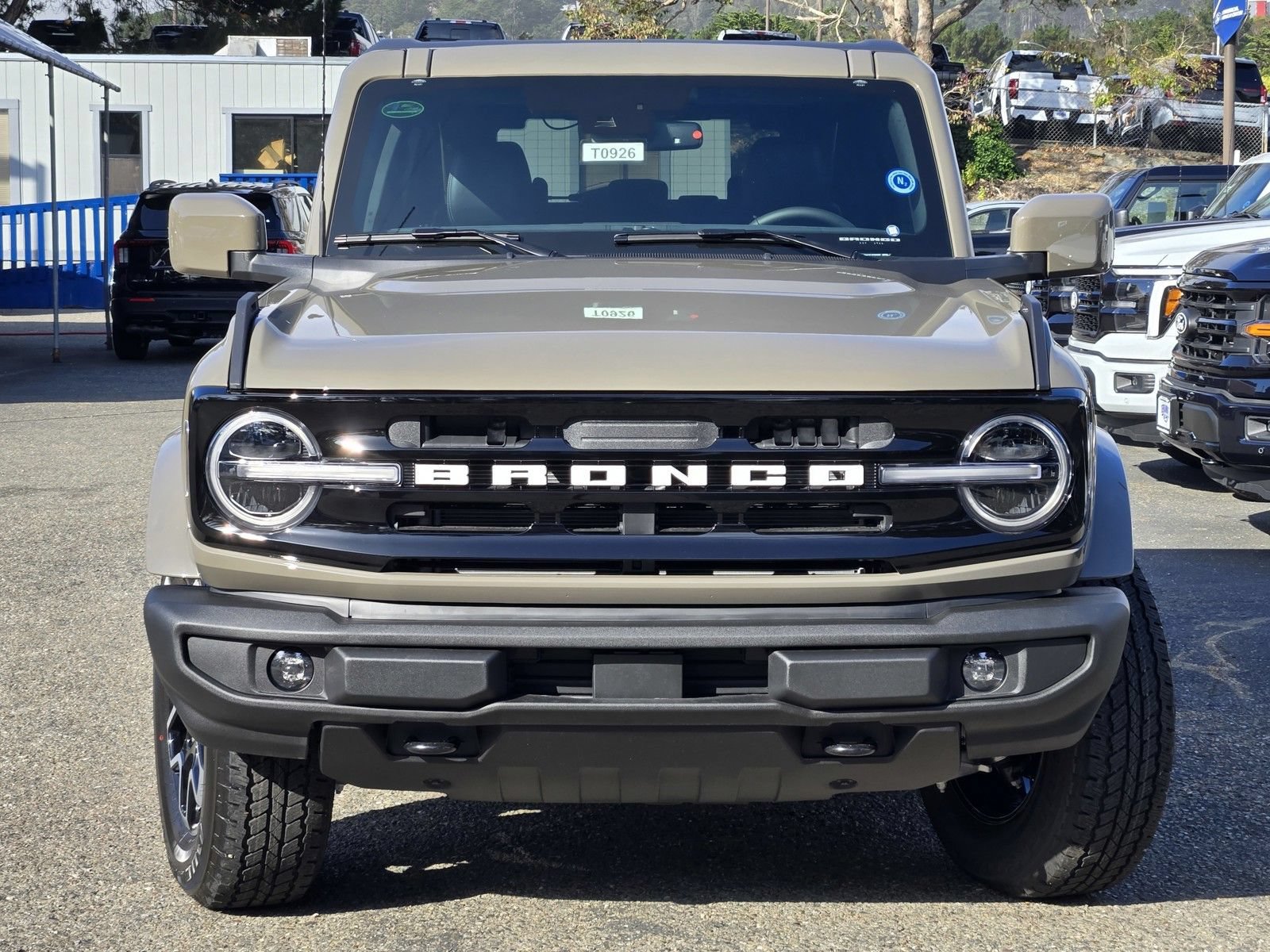 New 2026 Ford Bronco Outer Banks AWD/4WD image 3