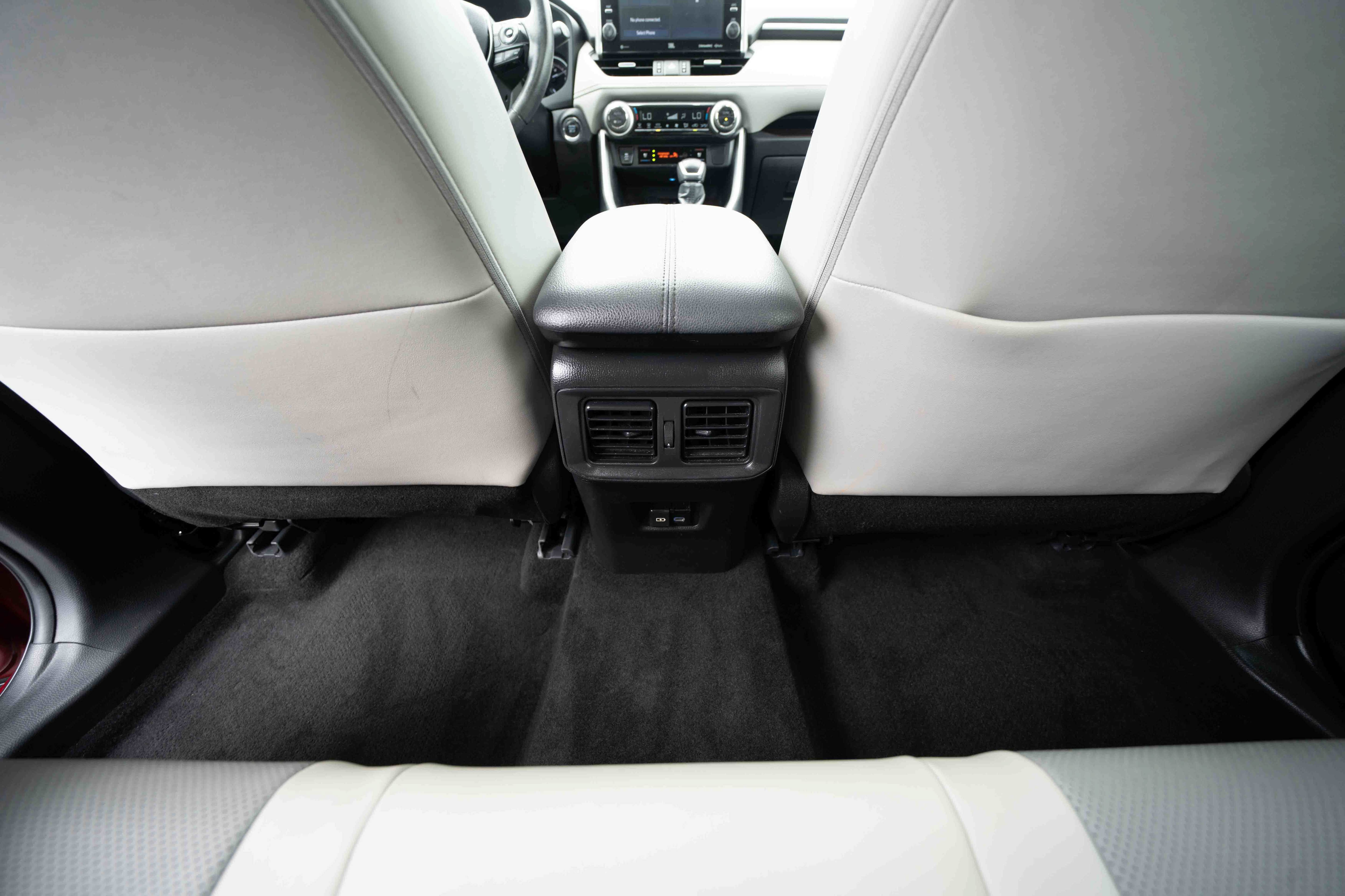 Used 2022 Toyota RAV4 Limited w/ Limited Grade Weather Package AWD/4WD image 22