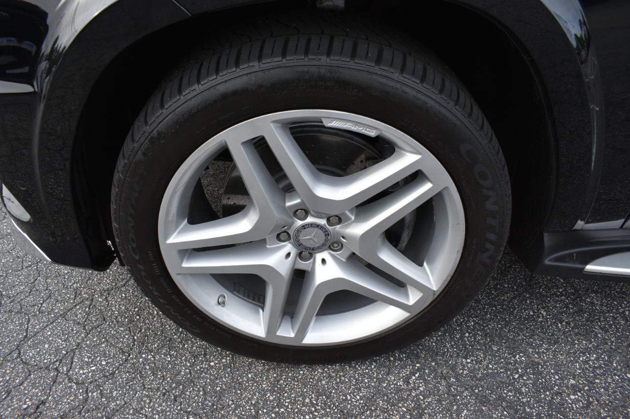 Used 2016 Mercedes-Benz GL 550 4MATIC image 35
