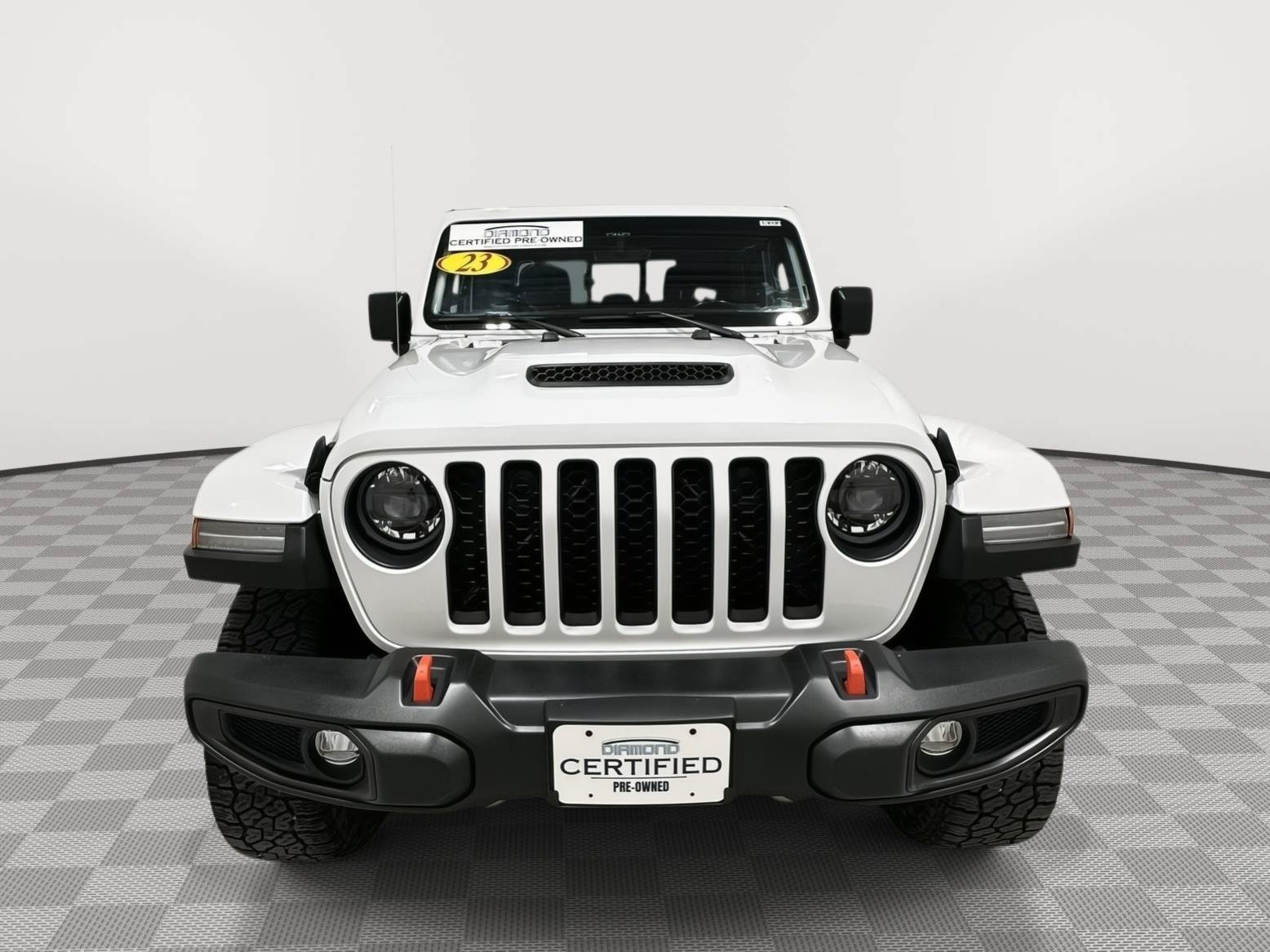 Used 2023 Jeep Gladiator Mojave w/ Dual Top Group AWD/4WD image 8