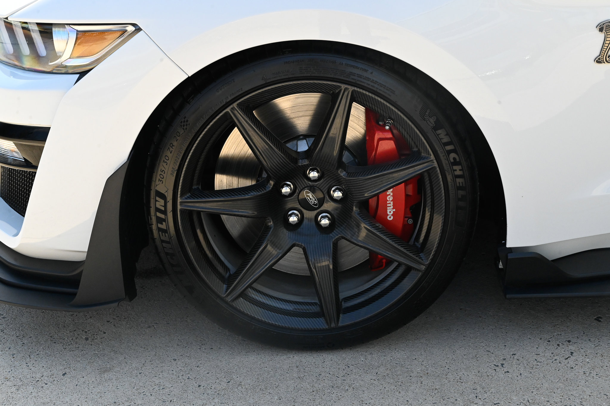 Used 2022 Ford Mustang Shelby GT500 w/ Carbon Fiber Track Pack RWD image 9