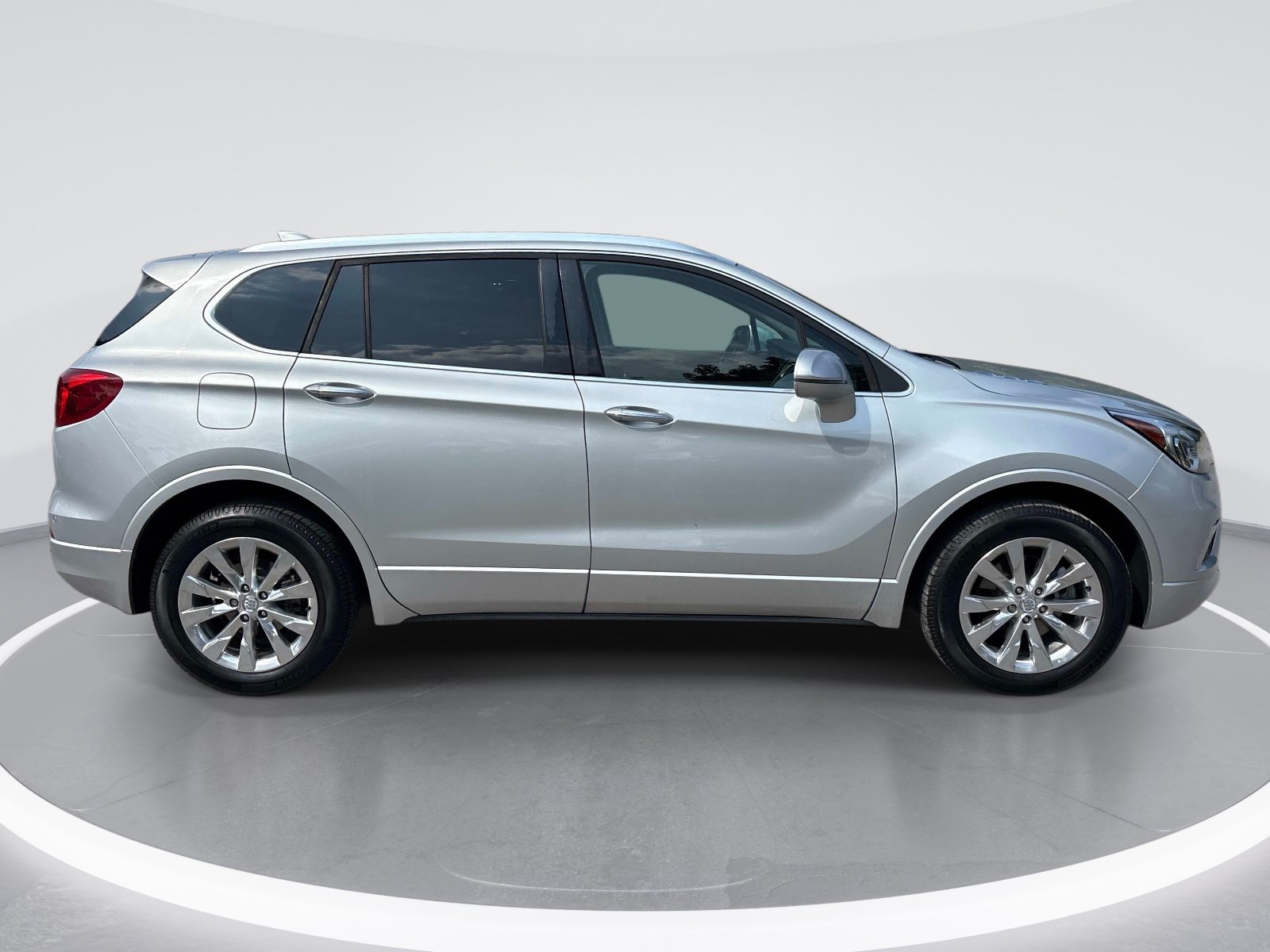 Used 2017 Buick Envision Essence FWD image 9