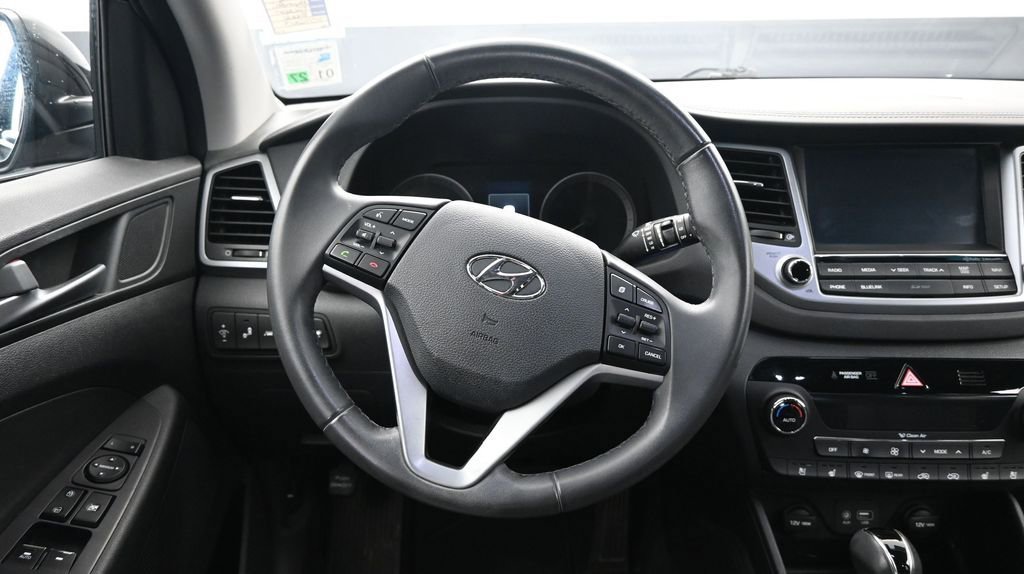 Used 2016 Hyundai Tucson Limited w/ Option Group 03 FWD image 27