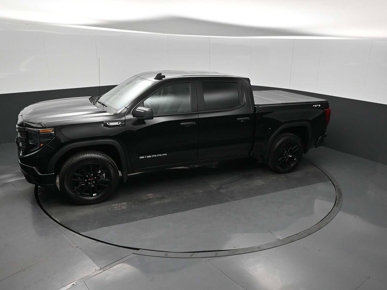 Used 2025 GMC Sierra 1500 Pro w/ Graphite Edition image 13
